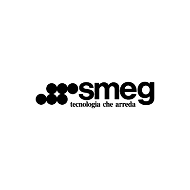 Logo di SMEG, azienda che unisce design e tecnologia nel mondo degli elettrodomestici, con il motto 'tecnologia che arreda'.